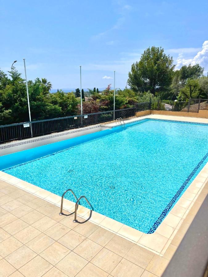 Appartement Vue Exceptionnelle Saint-Raphaël Kültér fotó