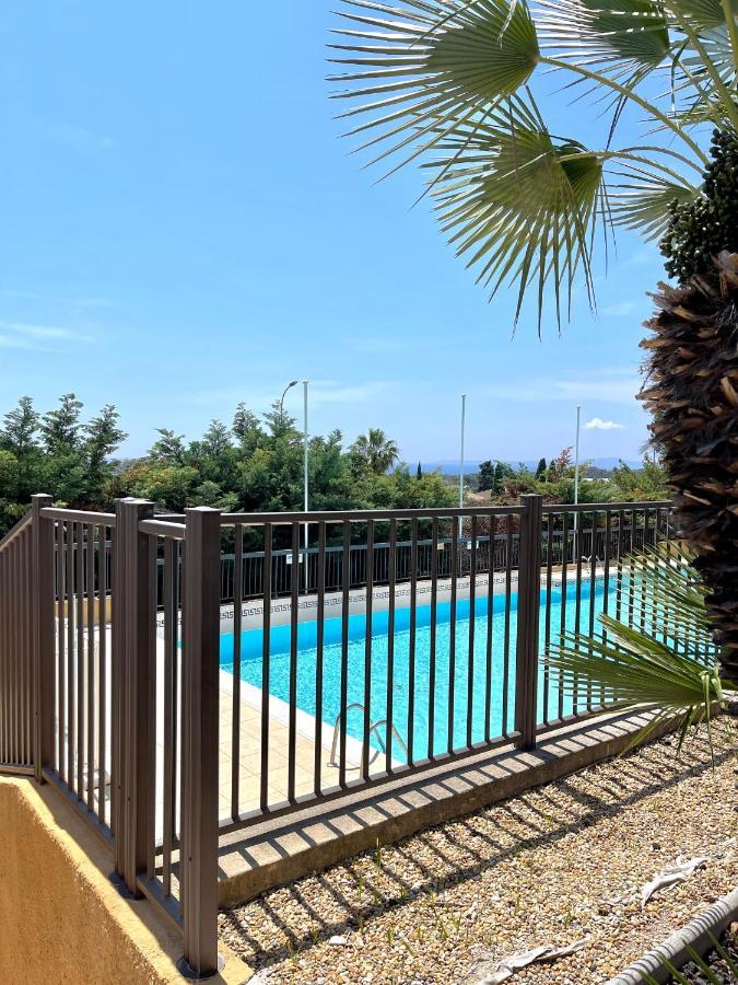 Appartement Vue Exceptionnelle Saint-Raphaël Kültér fotó