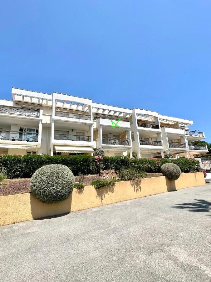 Appartement Vue Exceptionnelle Saint-Raphaël Kültér fotó