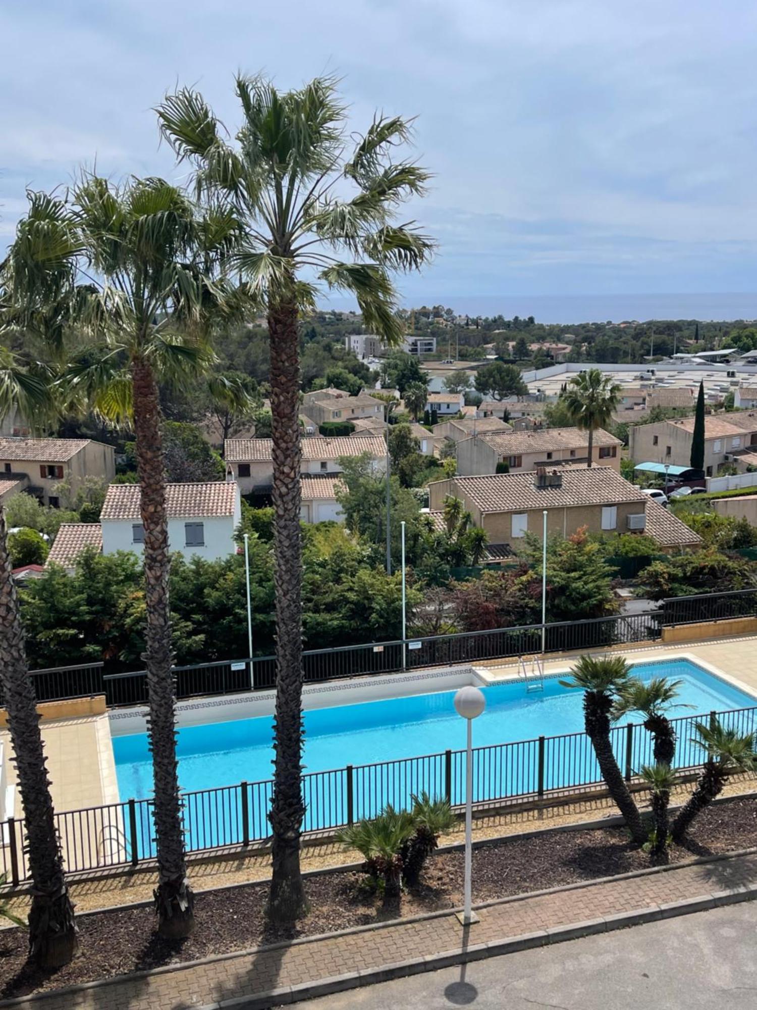 Appartement Vue Exceptionnelle Saint-Raphaël Kültér fotó